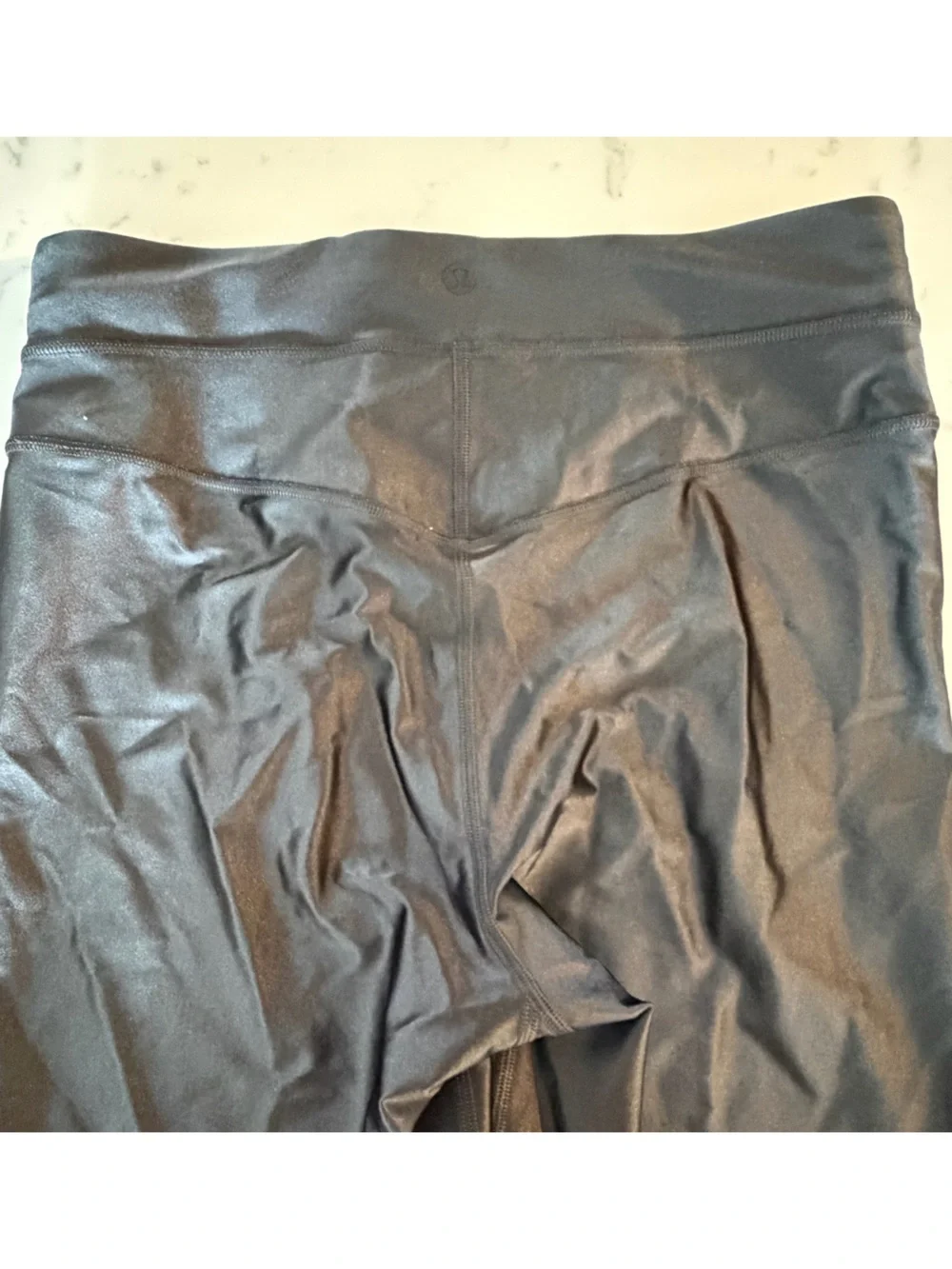 Lululemon high rise satin biker short 6”
